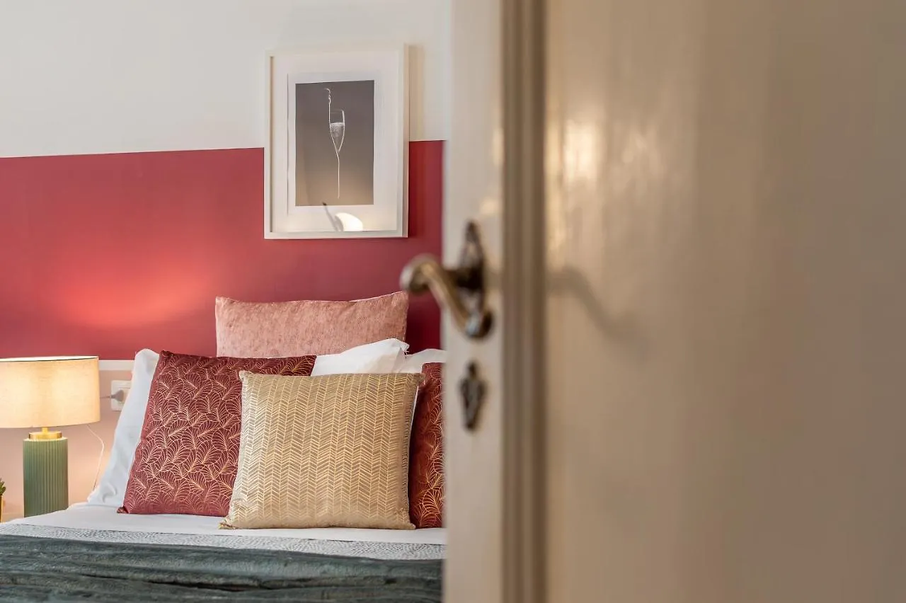 Wine Apartments Florence Pinot Italia