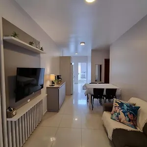 casa-4-praia-de-armao.santa-catarina-brasil.com/