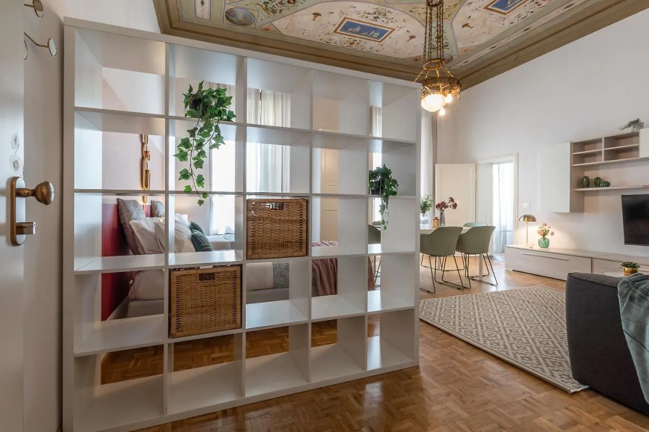 Wine Apartments Florence Pinot 0*,