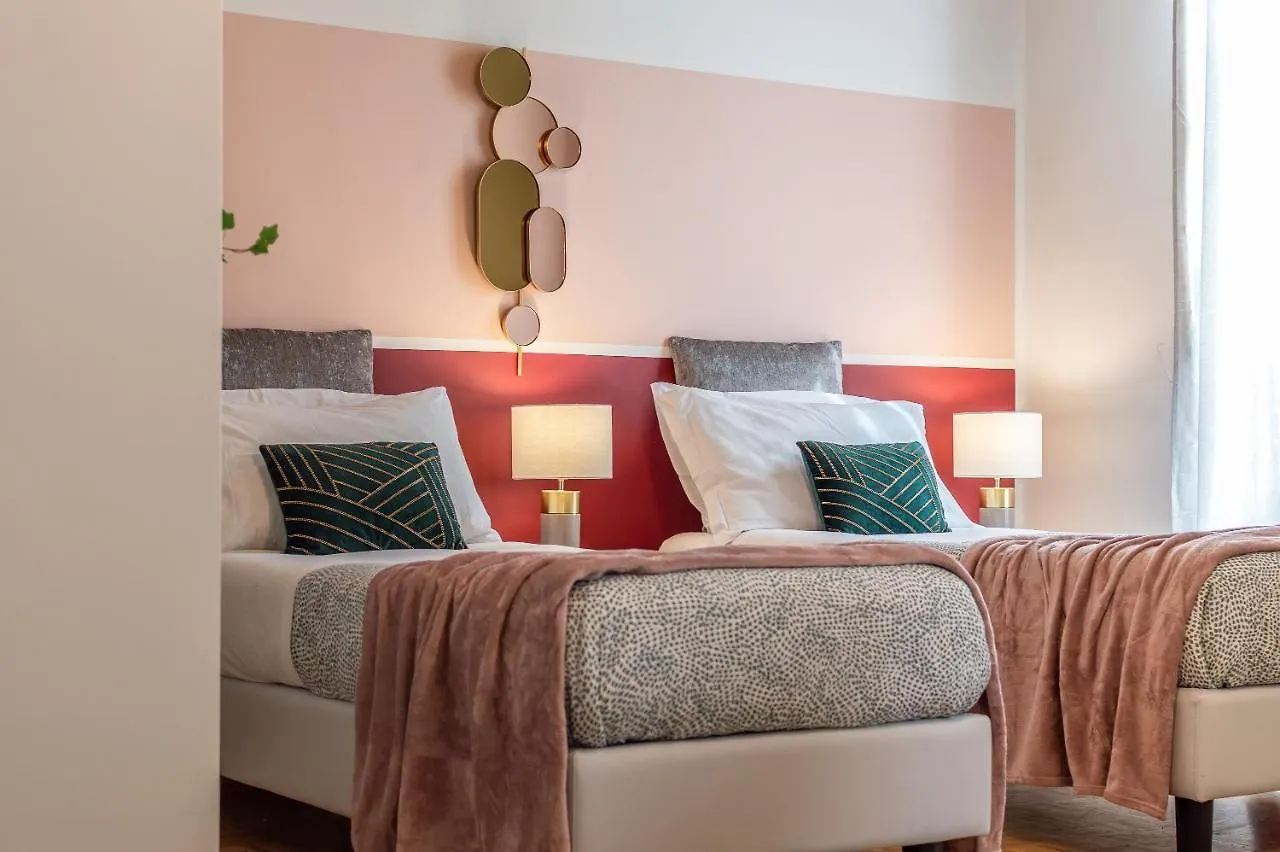 Wine Apartments Florence Pinot Italy