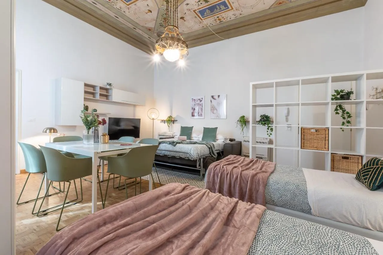 Wine Apartments Florence Pinot 0*,  Italy