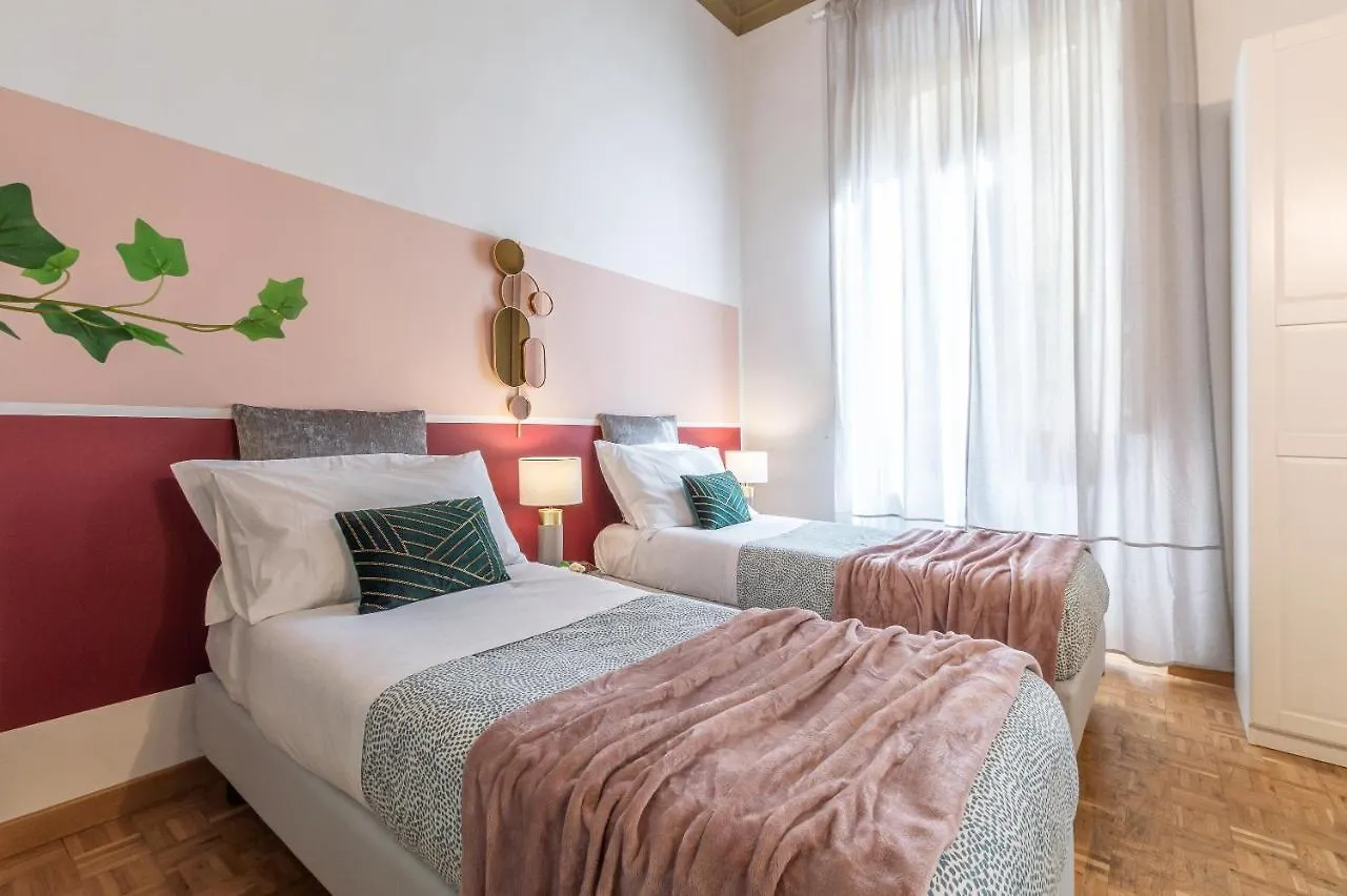 Wine Apartments Florence Pinot Italy
